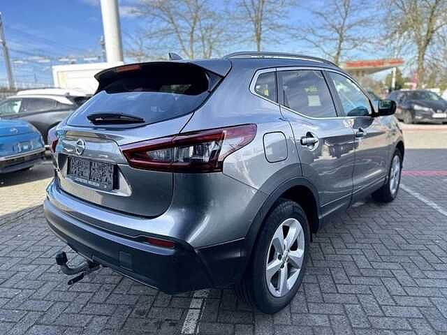 Nissan Qashqai DIG-T Business Edition