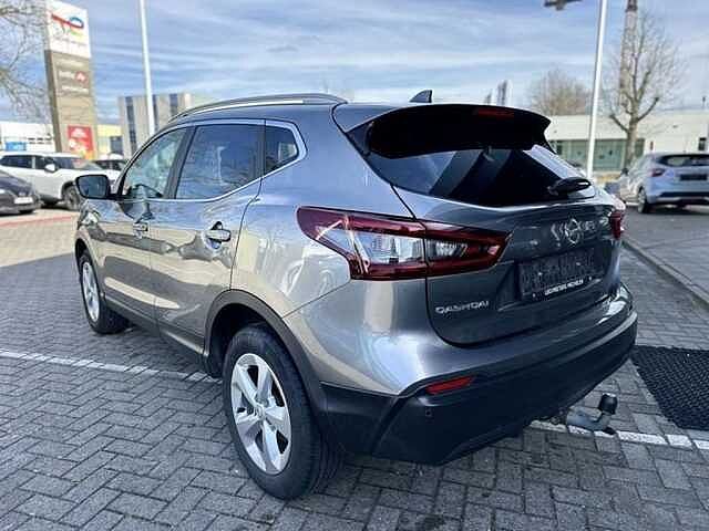 Nissan Qashqai DIG-T Business Edition