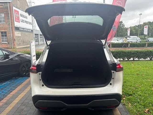 Nissan Qashqai Mild-Hybrid N-Connecta Xtronic