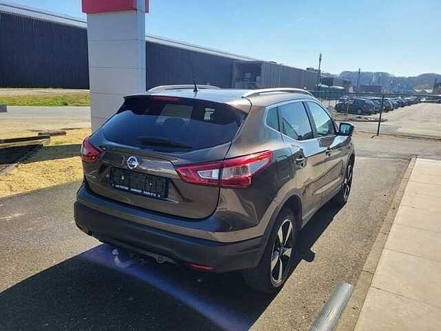 Nissan Qashqai DIG-N-Connecta Xtronic
