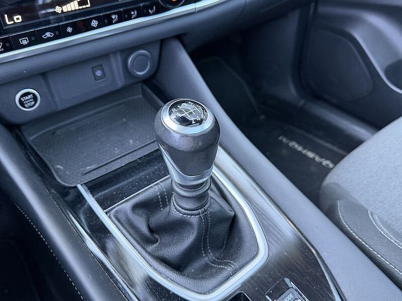 Nissan Qashqai Mild-Hybrid N-Connecta