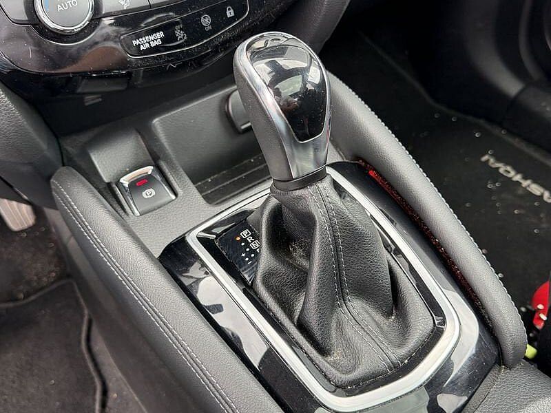 Nissan Qashqai DIG-T N-Connecta Xtronic