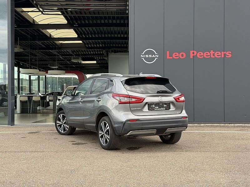 Nissan Qashqai DIG-T N-Connecta Xtronic