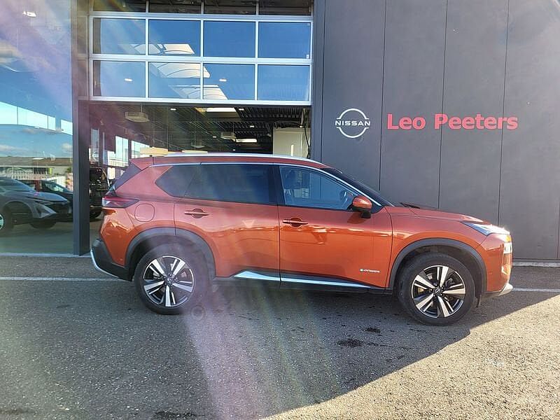 Nissan X-Trail e-FORCE Tekna 4WD E-Power
