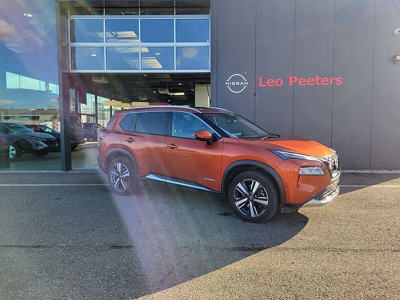 Nissan X-Trail e-FORCE Tekna 4WD E-Power