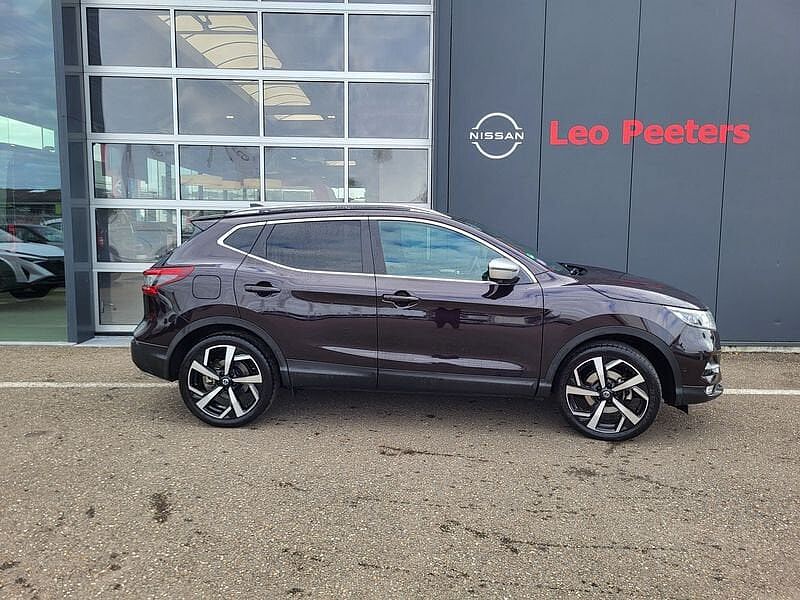 Nissan Qashqai DIG-T Tekna