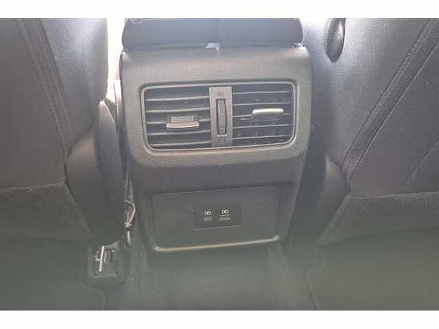 Nissan X-Trail Mild-Hybrid 163 X-Tronic N-Connecta 7 Zitplaatsen - Navigatie - Cruise control