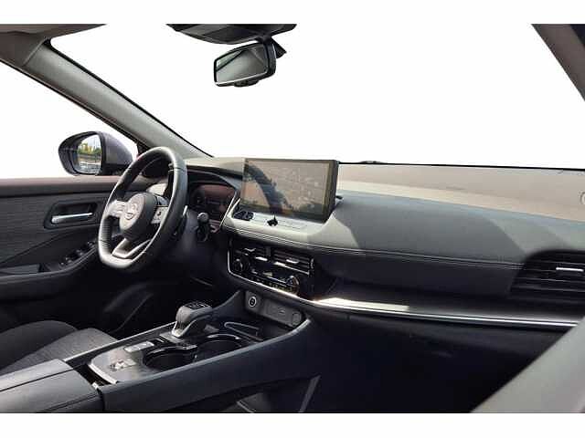 Nissan X-Trail N-Connecta HYBRID GPS / 360&deg; CAMERA / AUTOM. AIRCO/ OPEN PANO dak 7PLAATSEN / CR