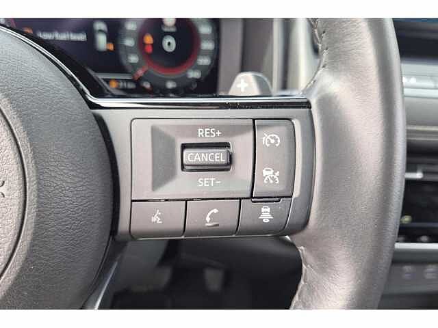 Nissan X-Trail N-Connecta HYBRID GPS / 360&deg; CAMERA / AUTOM. AIRCO/ OPEN PANO dak 7PLAATSEN / CR
