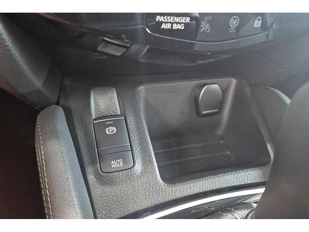 Nissan Qashqai N-Connecta Automaat + Pano dak