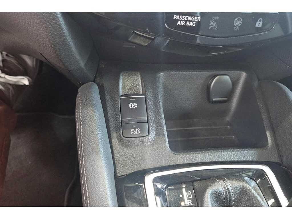 Nissan Qashqai N-Connecta Automaat + Pano dak