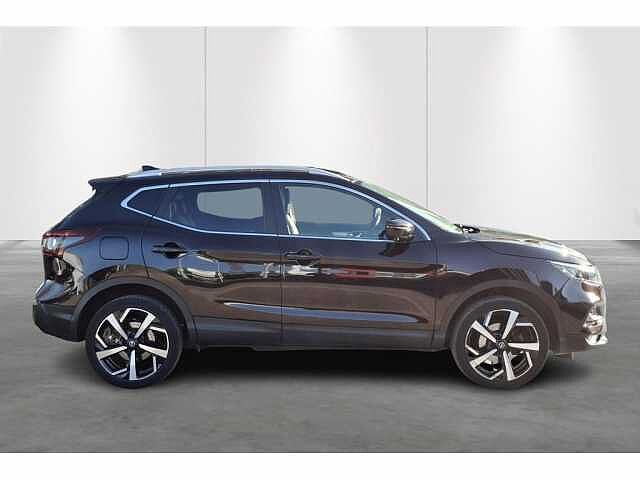 Nissan Qashqai DIG-T 140 Tekna