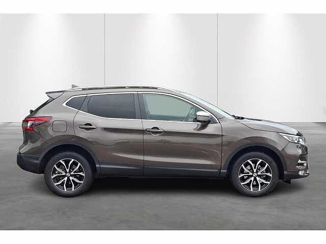 Nissan Qashqai DIG-T 160 EVAPO DCT Tekna
