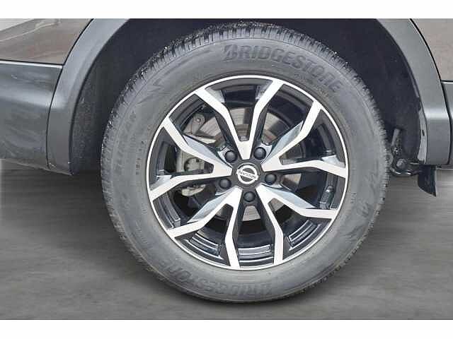 Nissan Qashqai DIG-T 160 EVAPO DCT Tekna