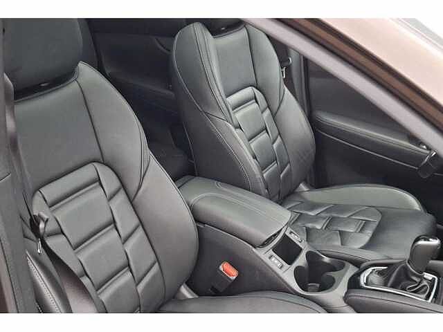 Nissan Qashqai DIG-T 160 EVAPO DCT Tekna