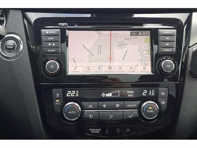 Nissan Qashqai DIG-T 160 EVAPO DCT Tekna