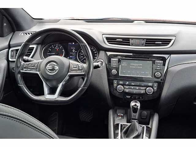 Nissan Qashqai Full-option-Aut-Pano-Carplay-GPS-Airco