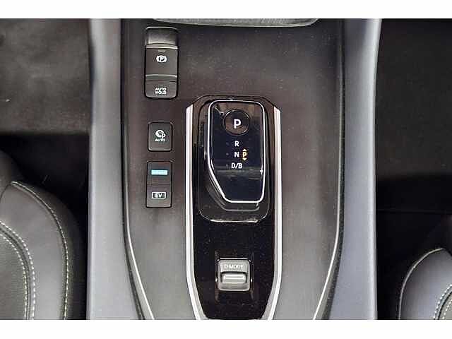 Nissan Qashqai Hybride-Auto-Pano-Carplay-GPS-Airco