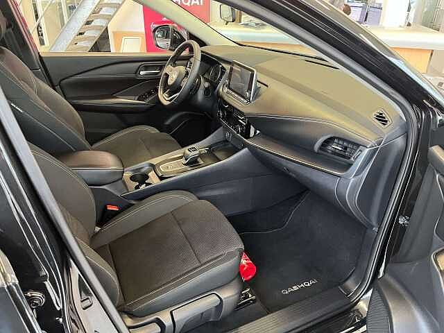 Nissan Qashqai Qashqai 1.3 ACENTA + design pack