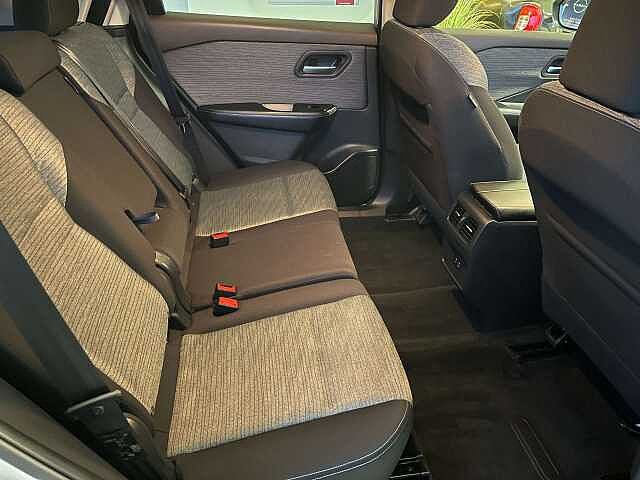 Nissan X-Trail X-Trail 7seats 1.5  Mild-Hybrid Xtronic N-Connecta