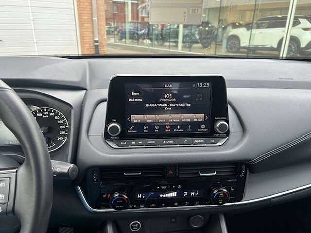 Nissan Qashqai Qashqai 1.3 DIG-T MHEV Business Edition